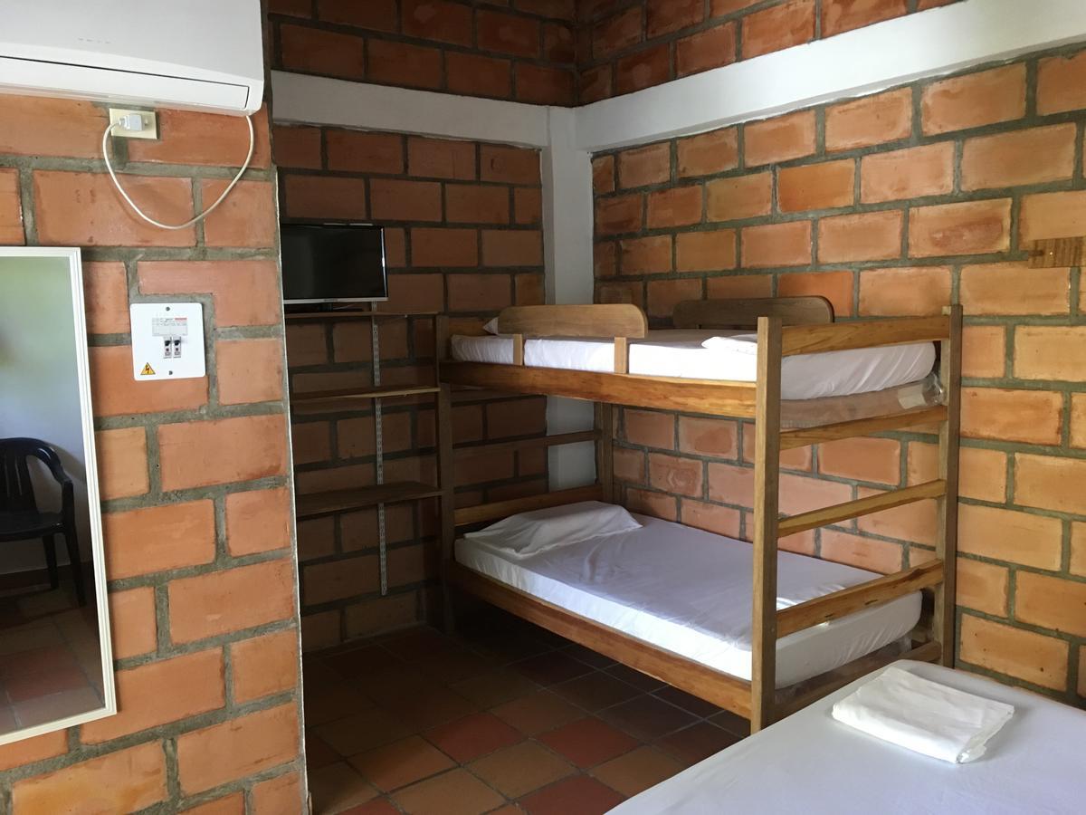 Hotel Pizzeria Opera Толу Экстерьер фото