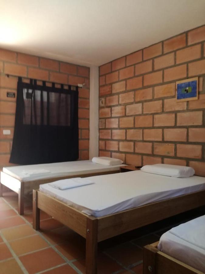Hotel Pizzeria Opera Толу Экстерьер фото
